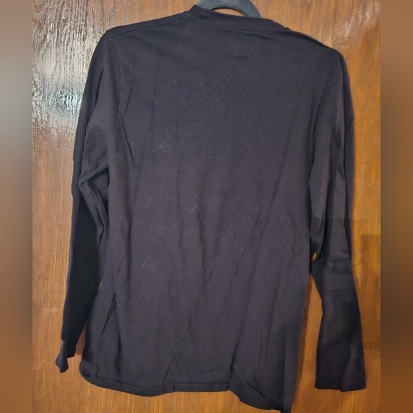 Men's Pittsburgh Penquins long sleeve T. Like new! Medium - Picture 3 of 3